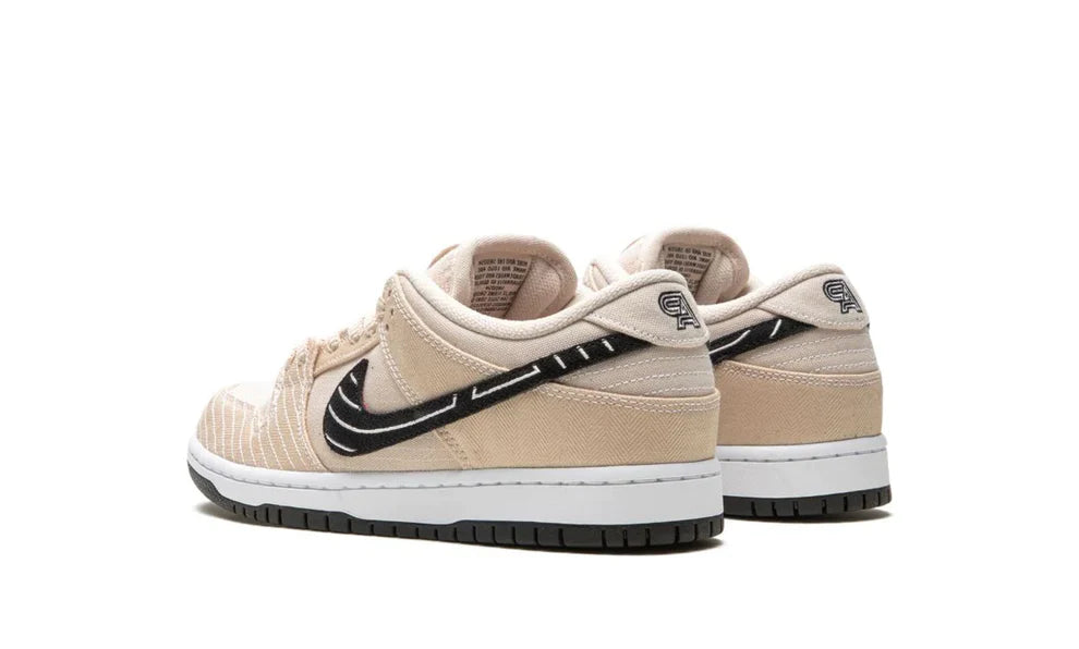 Nike SB Dunk Low Albino & Preto